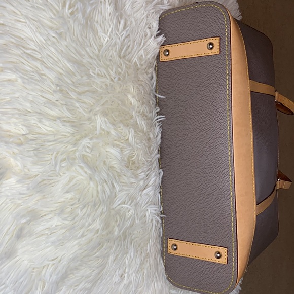 Dooney & Bourke Lexington Shopper Handbag - Picture 3 of 16